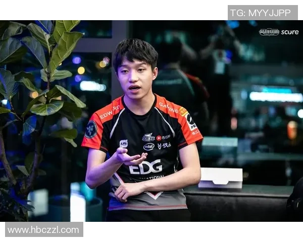 和平精英热议：EDG战队配合问题引发玩家热烈讨论与争议