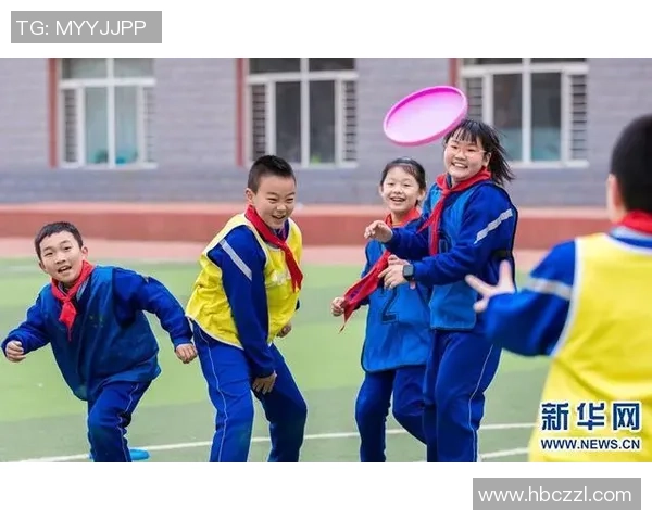 李芳独家分享飞盘技巧与心得体会助你轻松掌握这项运动的魅力与乐趣 李芳独家分享飞盘技巧与心得体会助你轻松掌握这项运动的魅力与乐趣